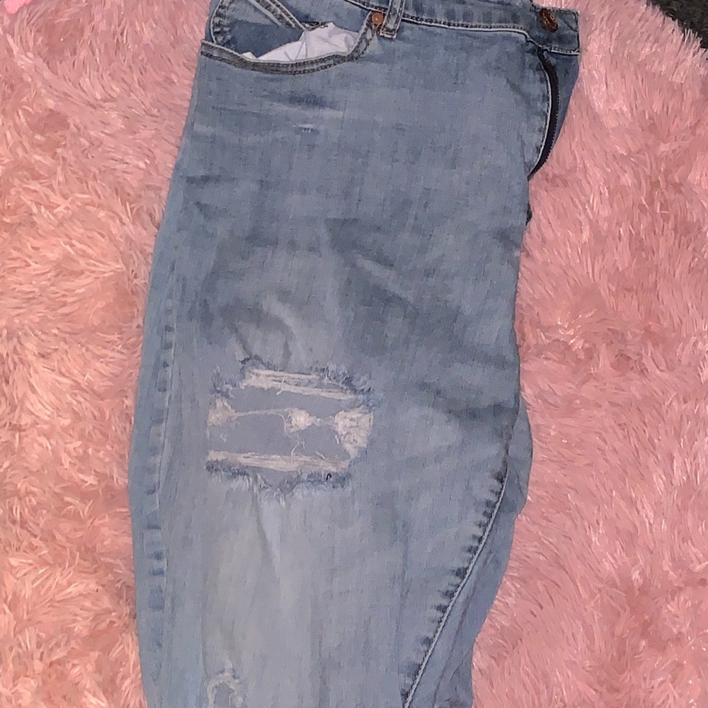 Light wash ripped jeans